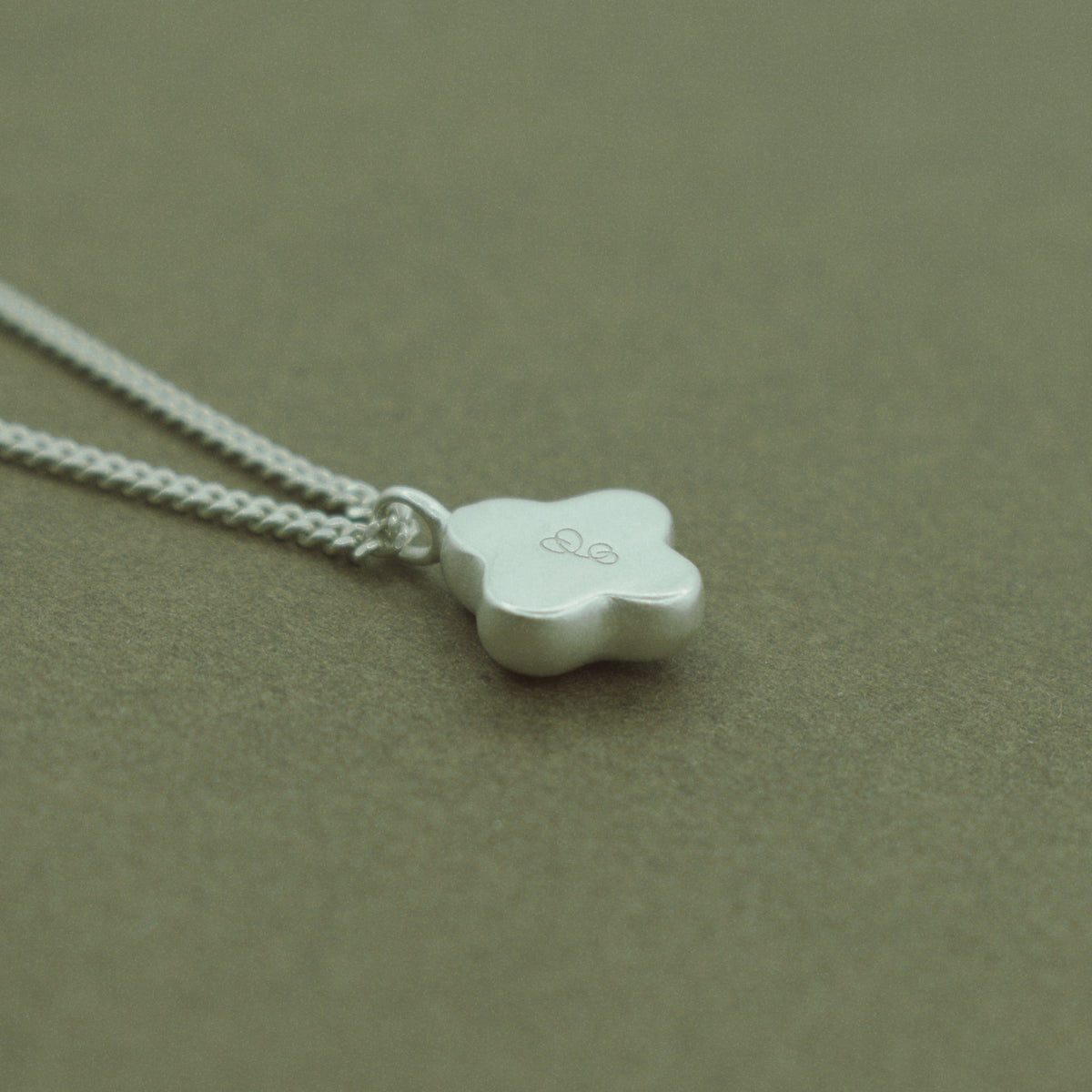 FIORE NECKLACE